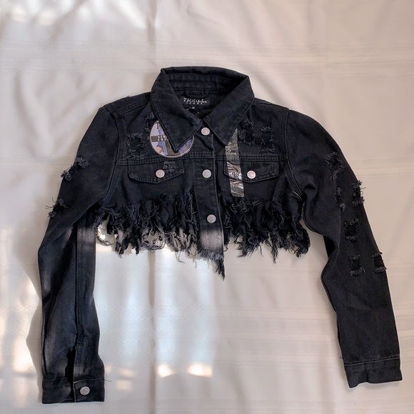 THRILL Cropped Half Jean Jacket - Junior Size - Picture 1 of 4